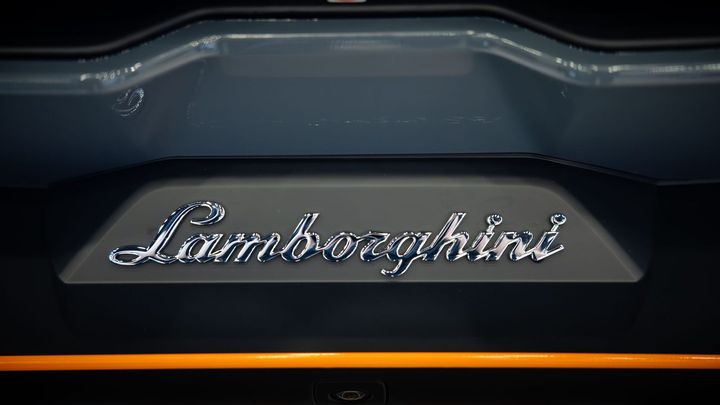 😻😎Lamborghini Review 😎😻