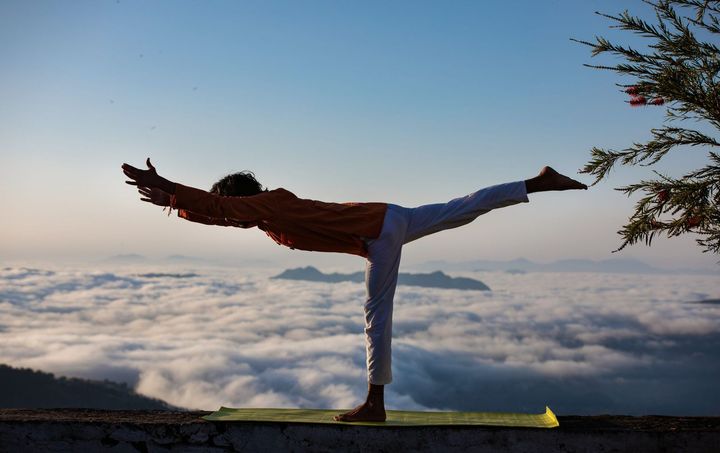 YOGA SUNRISE & TRANSFORMATIVE PRACTICE